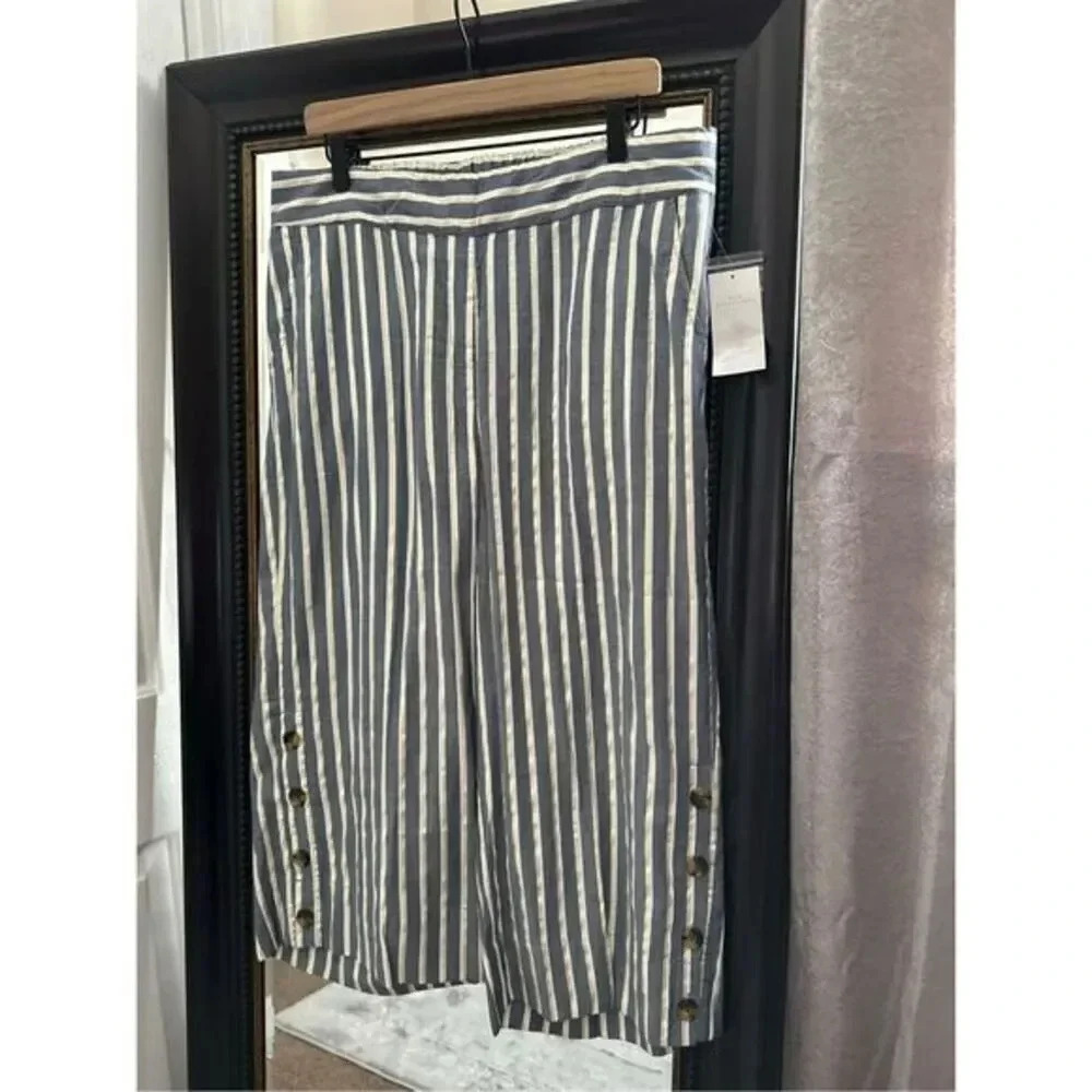 New Directions Petite L Capri Pants Navy White Gold Floral Ankle NWT